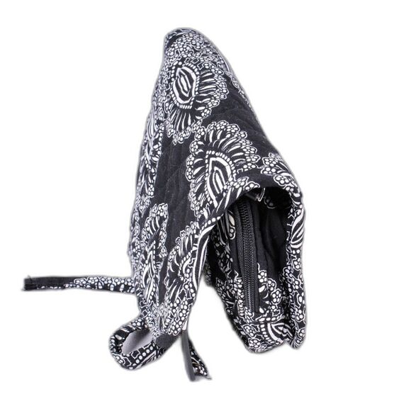 Vera Bradley Sm Black and White Travel bag/makeup with Tie Closure - Picture 5 of 8